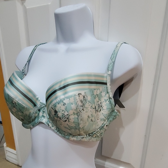 Harlequin Lingerie Estepona 36DD - Picture 3 of 7